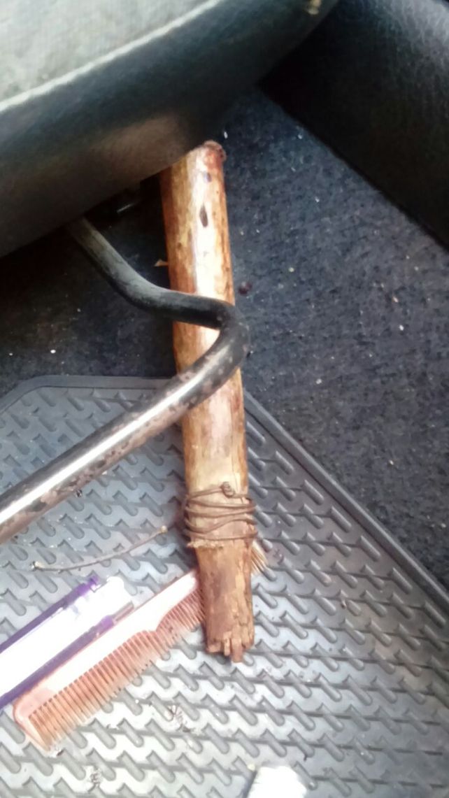 Tomó un taxi en Paraná, se hizo llevar hasta Crespo, atacó al chofer y le robó