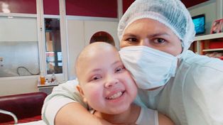 Antonella en estado crítico: Por favor recen para que despierte, dijo su mamá