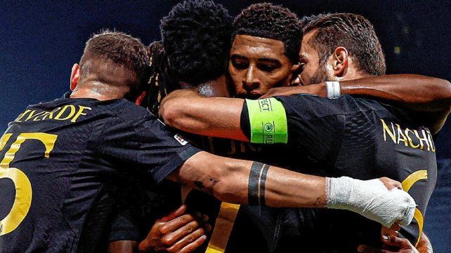 Real Madrid lo dio vuelta en el Diego Armando Maradona.