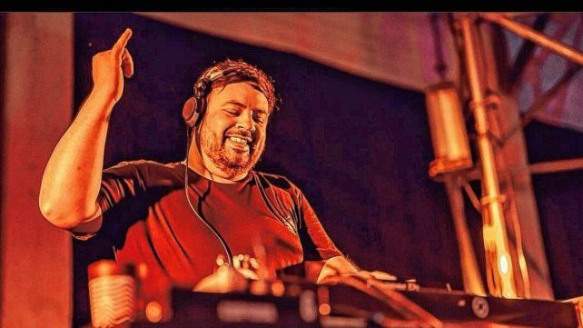 Luciano Lux celebra el Día Internacional del DJ y comparte su experiencia en Paraná.