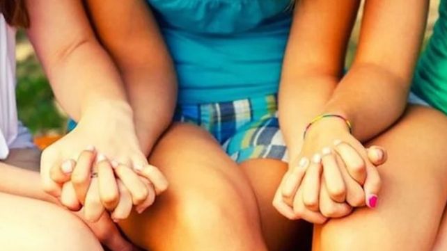 La provincia abre la convocatoria  para la adopción de tres hermanas