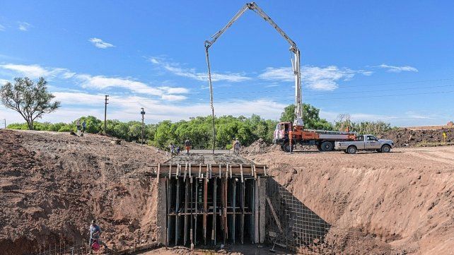 Paraná: avanza la obra en una calle olvidada y estratégica