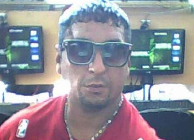 Iván Farías tenía 36 años y se movía en silla de ruedas. Fue asesinado de un puntazo en el pecho en la plaza López del centro de la ciudad.&nbsp; 