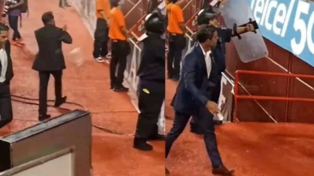 El momento en el que Fernando Gago se retiraba insultado de la cancha.