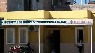 Un nene de 5 años falleció al caer desde la parte superior de una cama marinera