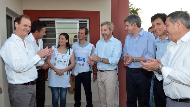 Gustavo Bordet adelantó que las paritarias docentes serán en febrero