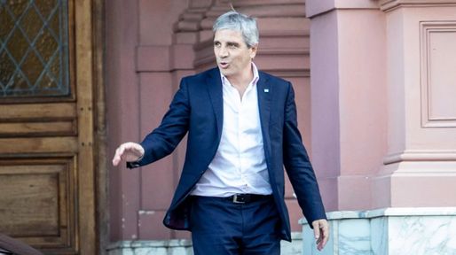 Luis Caputo presenta el plan para financiar la deuda hasta 2027