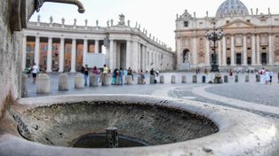 Un sacerdote del Vaticano quedó ligado a un caso de pornografía infantil