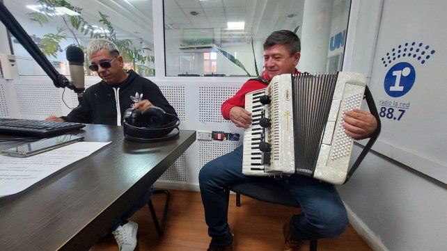La Contra pasó por La Mañana de La Red e interpretó sus éxitos musicales