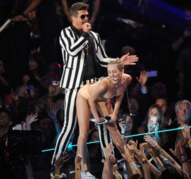 Durante los MTV Video Music Awards 2013