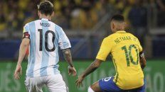 El duelo entre Messi y Neymar de Argentina Brasil deberá esperar. El duelo entre Messi y Neymar de Argentina Brasil deberá esperar.