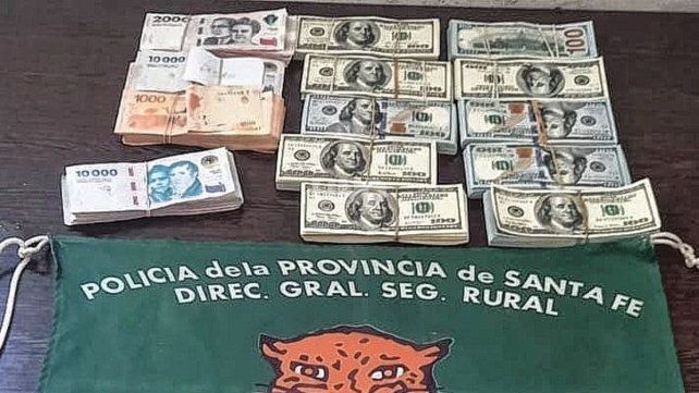 Un procedimiento policial que derivó en la aprehensión de un conductor y el secuestro de una importante suma de dinero