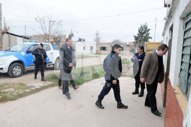 La joven de 14 años baleada por su pareja está fuera de peligro al igual que su bebé