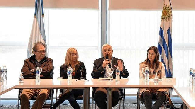 Intendentes se comprometieron a proteger la ribera del río Uruguay