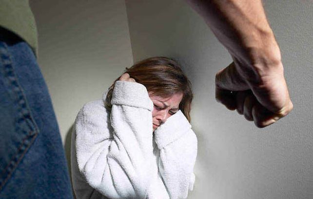 Salud pública. El 35% de las mujeres sufren violencia interna o externa.