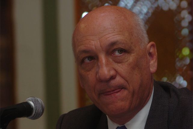 Recién en febrero el gobierno provincial abrirá la negociación salarial