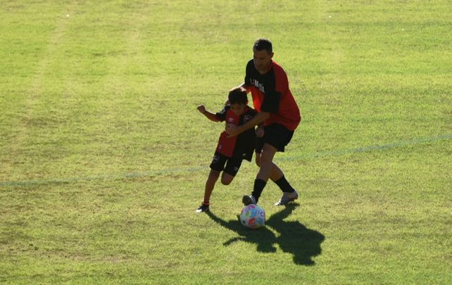 Varios ex campeones con Newells volvieron a jugar en el Coloso
