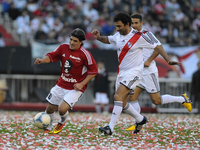 El Burrito Ortega tuvo una emotiva despedida en el Monumental