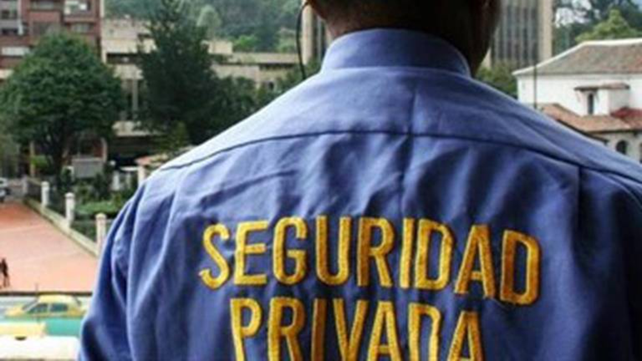 El principal problema es dejar la seguridad propia en manos de gente que no se conoce