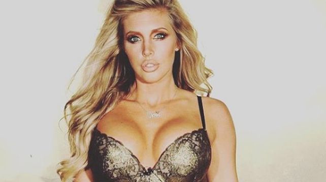 La tonta le dicen: le confesó su amor al jugador más caro de todos