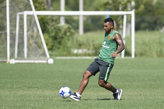 Walter Montoya se entrenará desde este miércoles en Arroyo Seco.