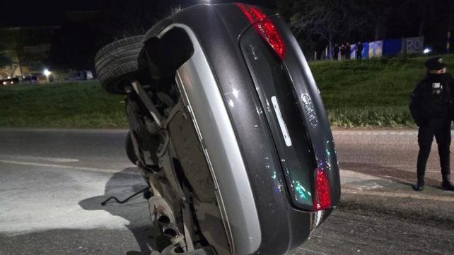 Vuelco en Circunvalación. El conductor del Audi falleció en el acto. Tenía 23 años