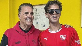 Santiago Maratea inició la colecta para salvar de la quiebra del Rojo.