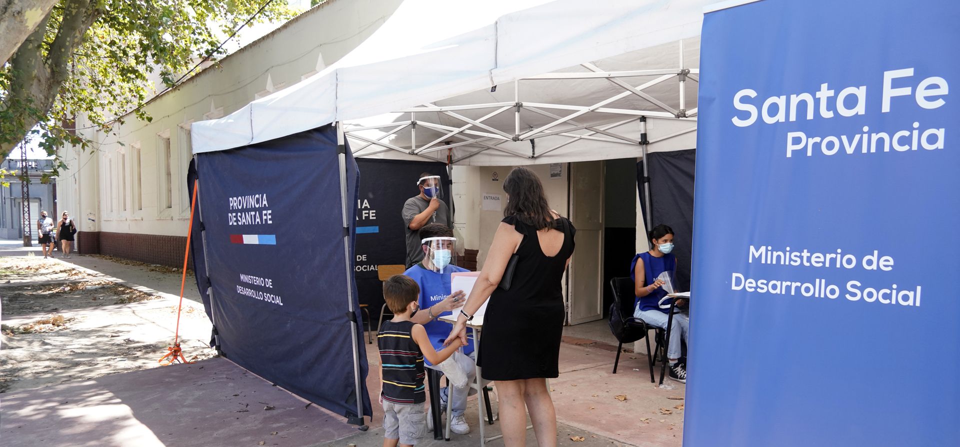 Nuevo centro de testeos para coronavirus, en la zona norte de Rosario. Se trata de la escuela Nº69