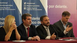 Los fiscales Vranicich, Merlo, Spelta y Saldutti durante la conferencia de prensa en Gobernación.