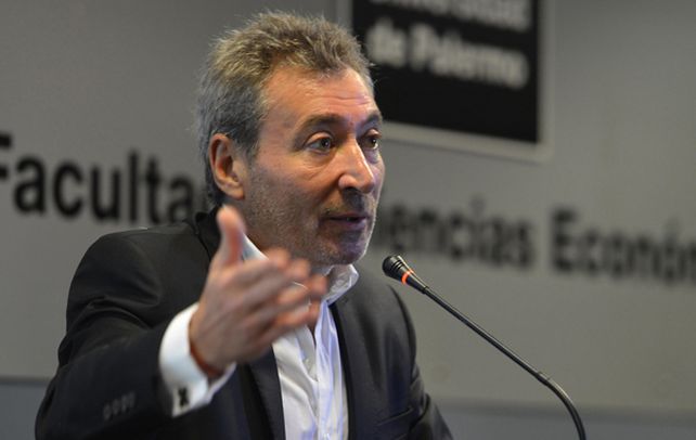 El futuro de los medios. Vila disertó en la Facultad de Ciencias Económicas de la Universidad de Palermo.