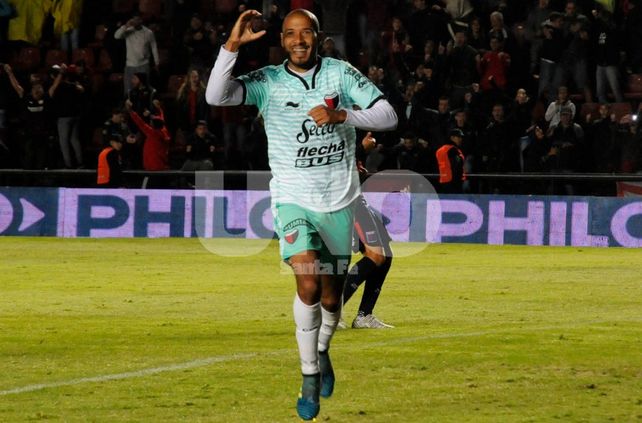 En Colón no sería tiempo para los pibes sino para los experimentados