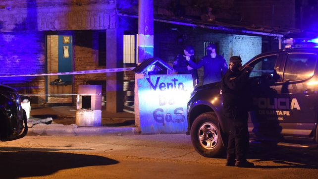 Esquina fatal. En Ghandi y Sol&iacute;s se desarroll&oacute; parte del enfrentamieno que dej&oacute; dos muertos y cinco heridos.
