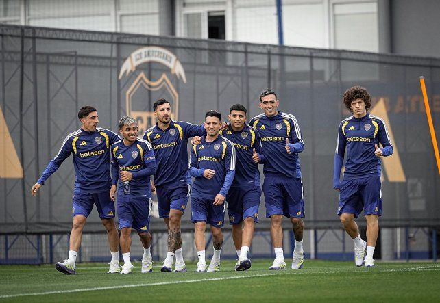 Tres jugadores para dos puestos: la duda en Boca
