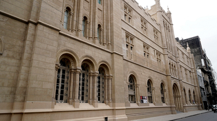 La Facultad de Humanidades y Artes volvió a las actividades este&nbsp; viernes tras el principio de incendio.