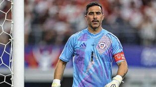El arquero chileno Claudio Bravo, en el estreno ante Perú, dejó atrás un récord que traía un exgolero de Unión.