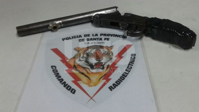 Cruenta balacera con un herido grave, siete detenidos y el secuestro de un arsenal
