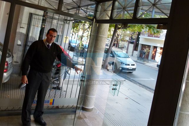 Robaron la sucursal de Benuzzi Inmobiliaria ubicada sobre calle San Martín al 3.100