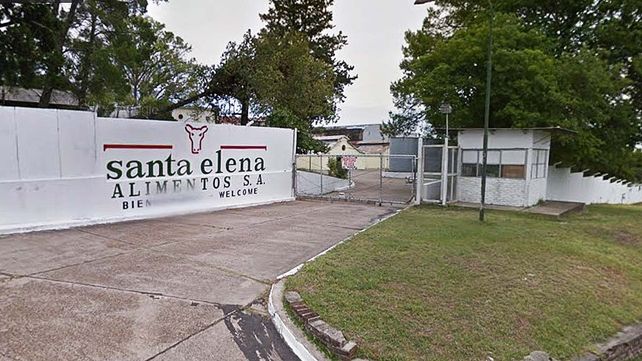Frigorífico de Santa Elena suspendió a parte de su planta de operarios