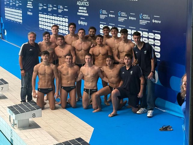 Waterpolo: con muchos rosarinos, los Yacarecitos se volvieron conformes del Mundial