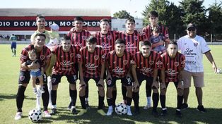 Unión de Alvarez.&nbsp; El rojinegro venció a Rosario Central, en el adelanto de la 8ª fecha de la Primera A, Copa Germán Talini.