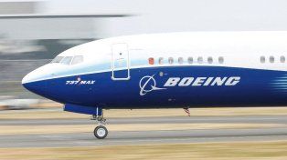 Boeing avisó que despedirá a unos 17 mil empleados.
