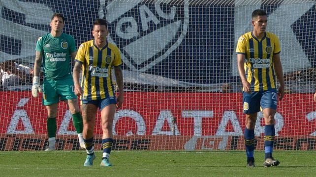Rodríguez (derecha) podría ser uno de los nombres a los que eche mano Carlos Tevez.