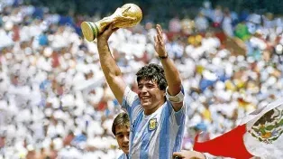 Unión se sumó con un emotivo mensaje al recuerdo eterno de Diego Maradona