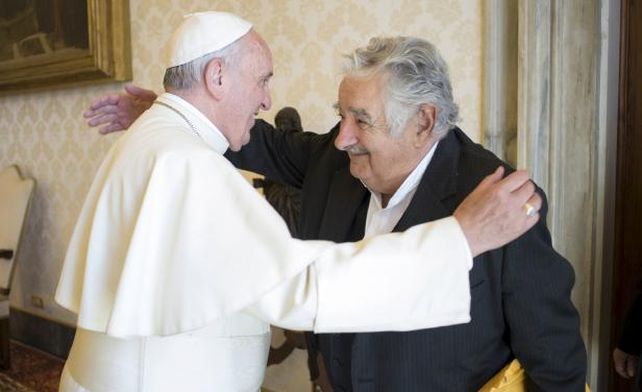 Simpatía. Francisco y Mujica