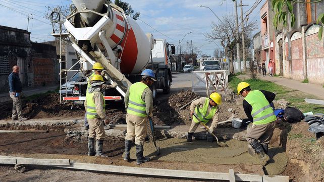 Trabajos de iluminación y bacheo previstos para este miércoles