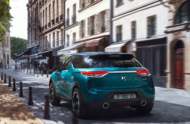 El DS 3 CROSSBACK llegó al país.