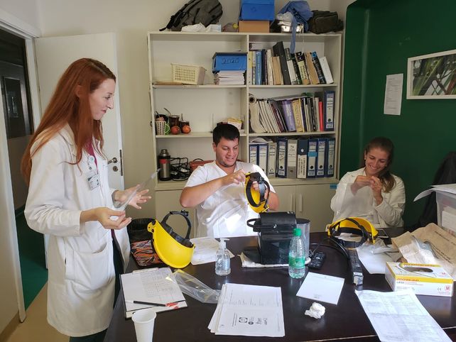 Carolina Subir&aacute; junto a sus compa&ntilde;eros en pleno trabajo.