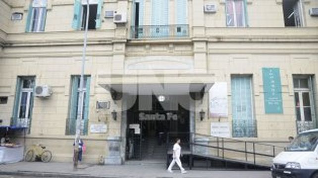 No sabía que estaba embarazada y dio a luz en el baño del Cullen