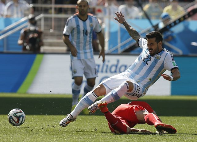 Sufriendo, a pura garra y corazón, Argentina venció a Suiza y está en cuartos