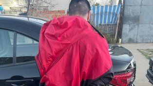 El hombre detenido como autor del robo en un supermercado de 27 de Febrero al 6100.